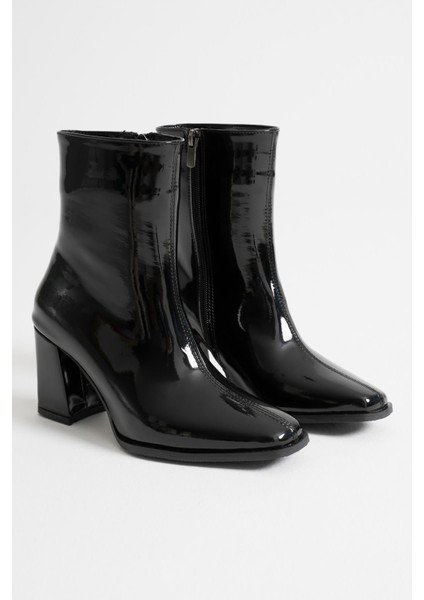 Muso Kadın Siyah Rugan Topuklu Bot modelleri