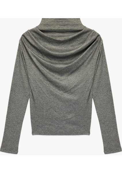 x Şahika Ercüment - Uzun Kollu Dik Dökümlü Geniş Yaka Drapeli Tişört