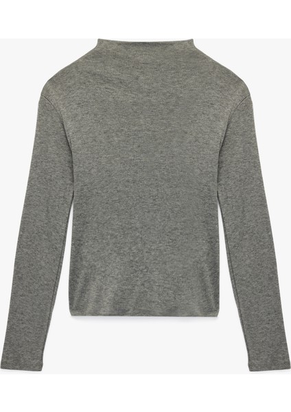 x Şahika Ercüment - Uzun Kollu Dik Dökümlü Geniş Yaka Drapeli Tişört fiyatları