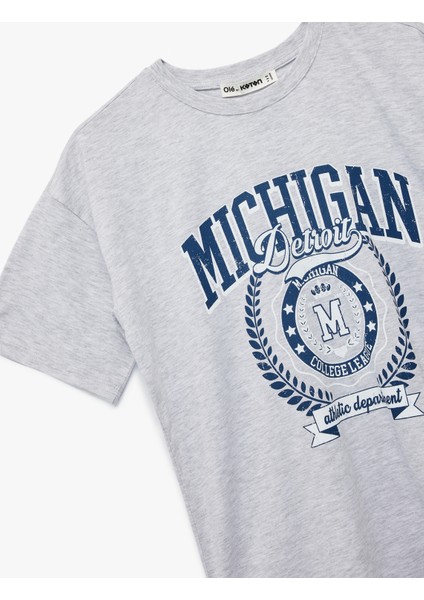 Kısa Kollu Kolej Baskılı Bisiklet Yaka Oversize Tişört modelleri