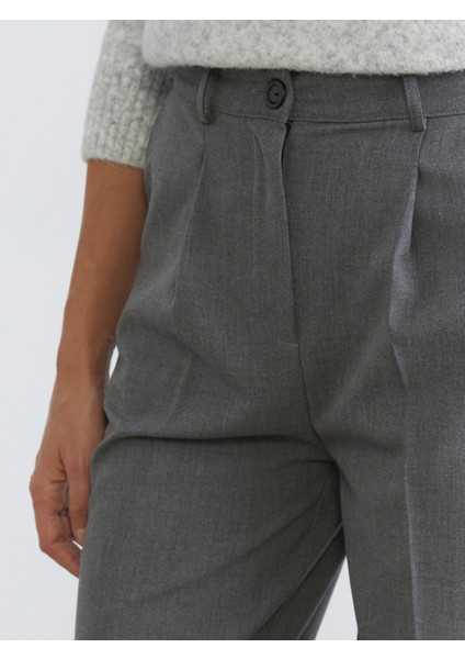 Carrot Fit Kadın Pileli Pantolon modelleri