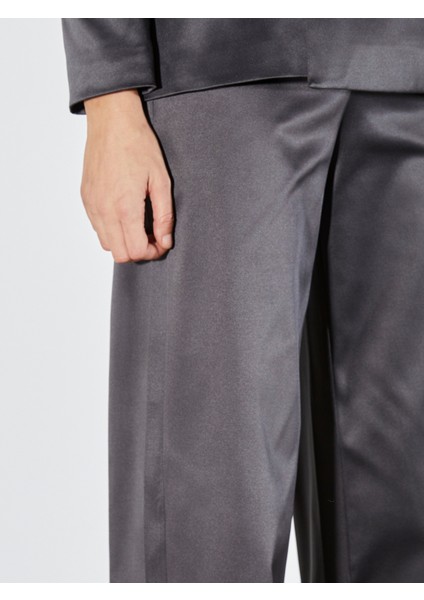 Loose Fit Geniş Paça Kadın Pantolon modelleri