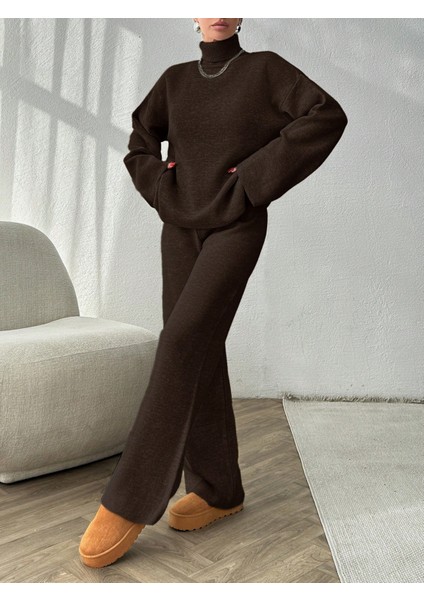 Kadın Acı Kahve Triko Takım indirimleri