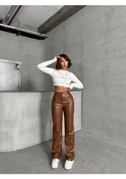 Suni Deri Kadın Pantolon fırsatları