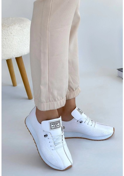 Fiert Beyaz Cilt Bağcıklı Spor Ayakkabı modelleri