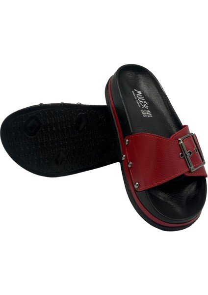 Günlük Kadın Terlik Beyaz Soft Taban Büyük Tokalı Kutulu Günlük Terlik