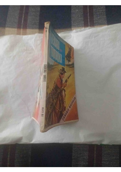 Teksas ve Tommiks No=3. 10 Lıralık Basılmıs 130 Sayfa Cok Temiz Durumdadir fiyatları