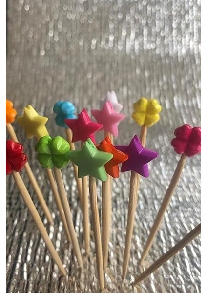 50 Adet Renkli Yıldız ve Yonca Figürlü Pasta Kurabiye Kanepe Sunumluk Kürdan 50 Kürdan fiyatları