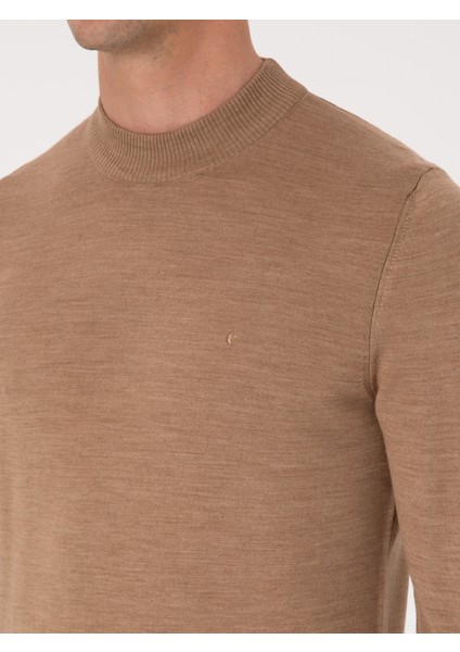 Erkek Camel Slim Fit Yün Karışımlı Çeyrek Balıkçı Yaka Basic Triko Kazak 50318891-VR015