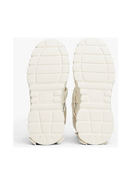 Kadın Beyaz Bot indirimleri