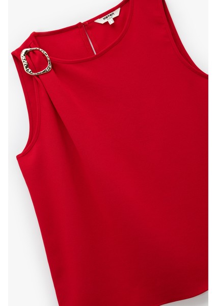 Bisiklet Yaka Metal Aksesuarlı Kolsuz Bluz modelleri