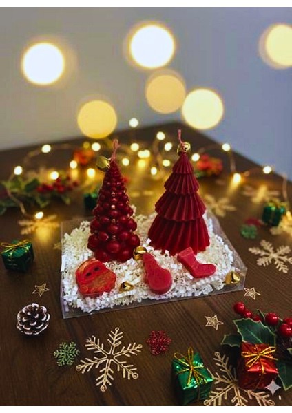 Noel Yılbaşı Temalı El Işi Mum Seti – Kırmızı Ağaç Figürlü Tasarım 2'li Ağaç Motifli modelleri