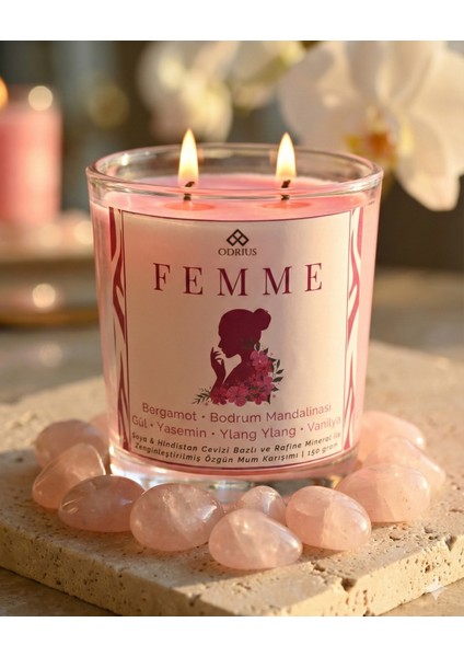 FEMME Kokulu Mum – Bergamot, Gül & Yasemin – Feminen ve Çekici Atmosfer – Kalıcı Mum – Soya & Hindistan Cevizi Bazlı ve Rafine Mineral ile Zenginleştirilmiş Özgün Mum Karışımı – 150 Gram - ODRIUS