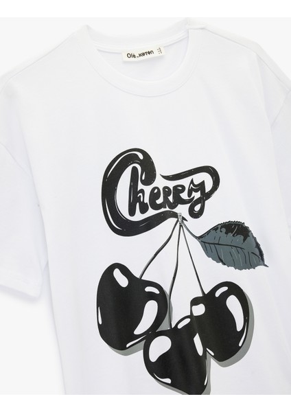 Kısa Kollu Bisiklet Yaka Arkası Kiraz Baskılı Oversize Tişört indirimleri