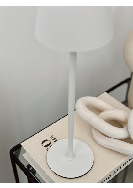 Beyaz Metal Dokunmatik Abajur indirimleri