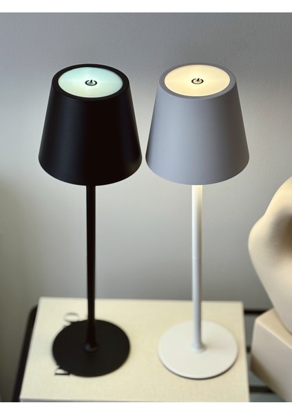 Beyaz Metal Dokunmatik Abajur