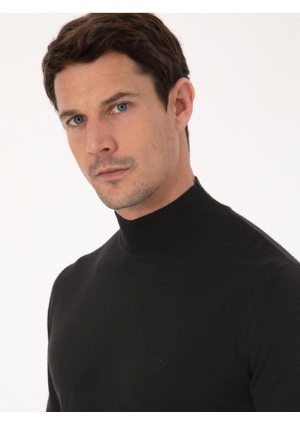 Erkek Siyah Slim Fit Pamuk Karışımlı Yarım Balıkçı Yaka Basic Triko Kazak 50318619-VR046