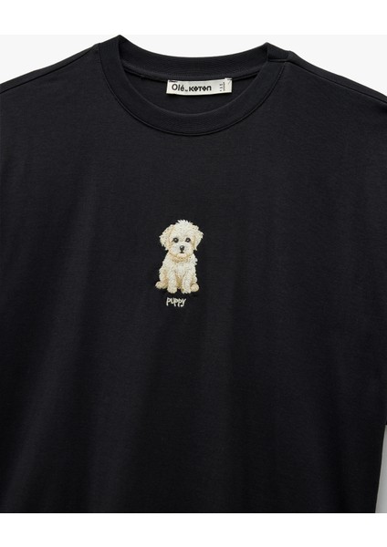 Bisiklet Yaka Kısa Kollu Köpek Nakışlı Pamuklu Oversize Tişört modelleri