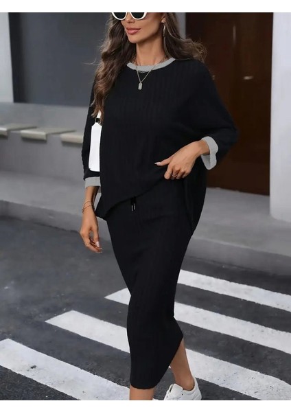 Kadın Uzun Kollu Yakası Açık Şardonlu Kaşkorse Bluz ve Eteği Bağcıklı Ikili Takım