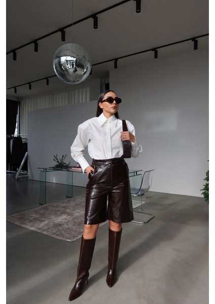 Yılan Desenli Deri Şort fiyatları