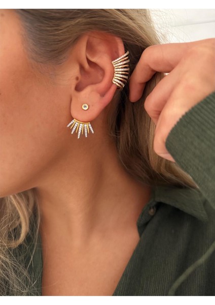 Özel Seri Çubuk Taşlı Küpe fırsatları