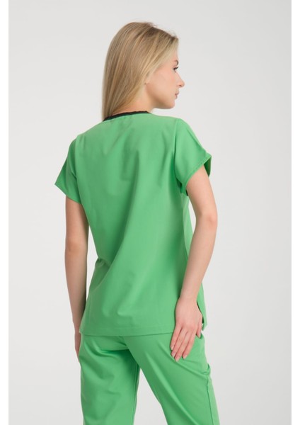 Üniforma V Yaka Fıstık Yeşil Unisex Likralı Ütü Istemeyen Doktor Hemşire Takım Scrubs fırsatları