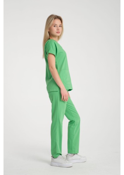 Üniforma V Yaka Fıstık Yeşil Unisex Likralı Ütü Istemeyen Doktor Hemşire Takım Scrubs