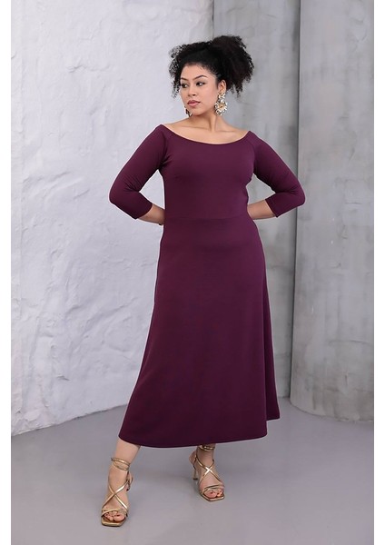 Büyük Beden Zarif Mor Elbise Modeli: Kayık Yaka & Truvakar Kol Krep Kumaş
