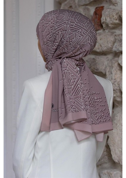 Lüks Medine Ipeği Geometrik Desenli Pudra - Krem Renkli 75X195 Kırışmaz Şal Moss Krep Dikiş Tipi Italyan Dikişli