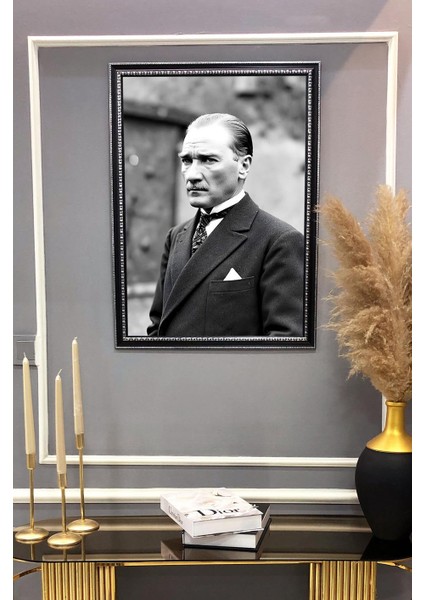 Atatürk Portresi Dijital Baskılı Kadife Kumaş Çerçeveli Tablo TBL0041 fiyatları
