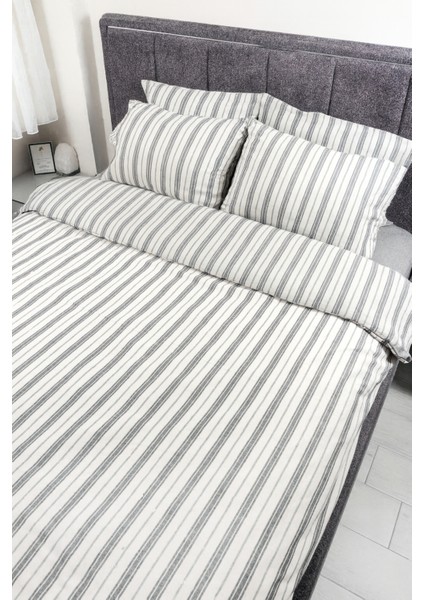 Gri Çizgili Keten Nevresim Takımı Çift Kişilik