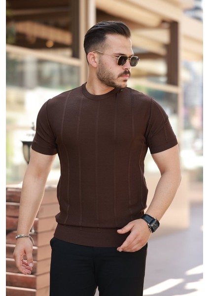 Erkek Desenli Çizgi Kabartmalı Kısa Kollu Tişört