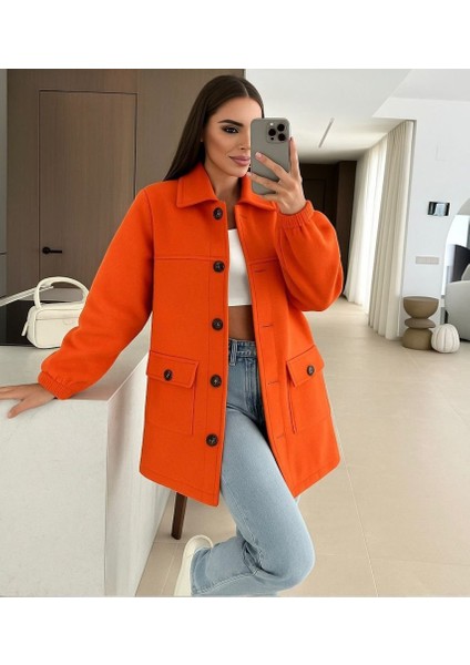 Kadın Bileği Lastikli Cep ve Leopar Düğme Detay Kaşe Kaban