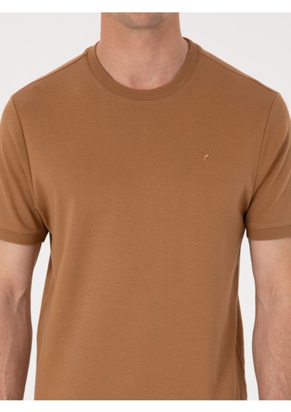 Erkek Kahverengi Regular Fit %100 Pamuk Bisiklet Yaka Basic T-shirt 50319801-VR153