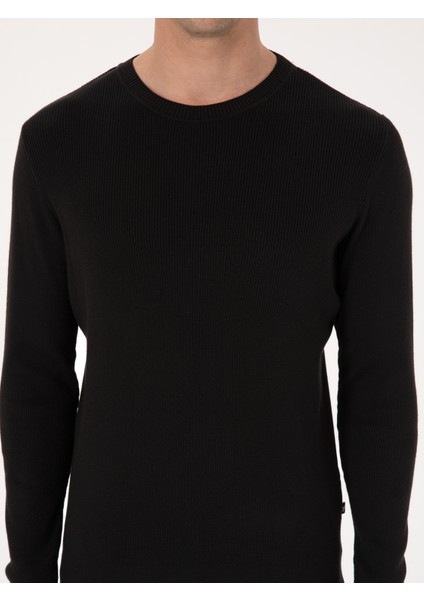 Erkek Siyah Slim Fit Pamuk Karışımlı Bisiklet Yaka Selanik Örgü Triko Kazak 50318976-VR046