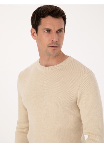 Erkek Bej Slim Fit Pamuk Karışımlı Bisiklet Yaka Selanik Örgü Triko Kazak 50318976-VR011