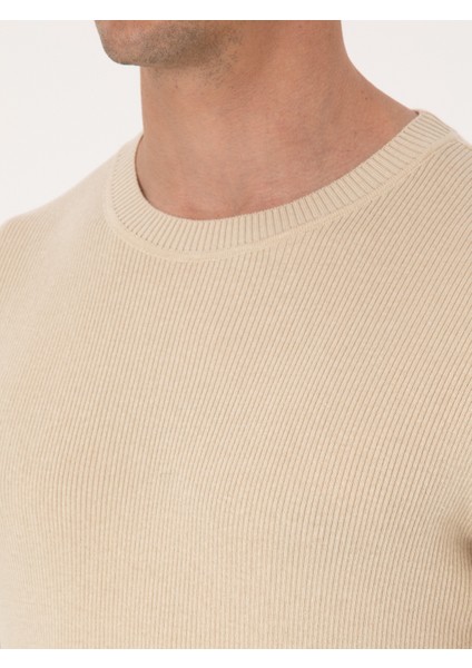 Erkek Bej Slim Fit Pamuk Karışımlı Bisiklet Yaka Selanik Örgü Triko Kazak 50318976-VR011