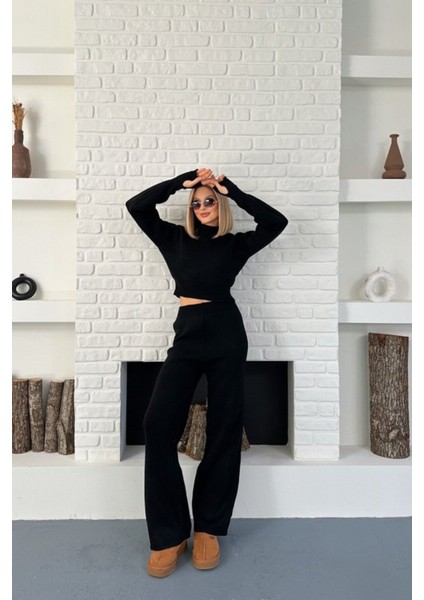 Kadın Parmak Geçirmeli Triko Takım fiyatları