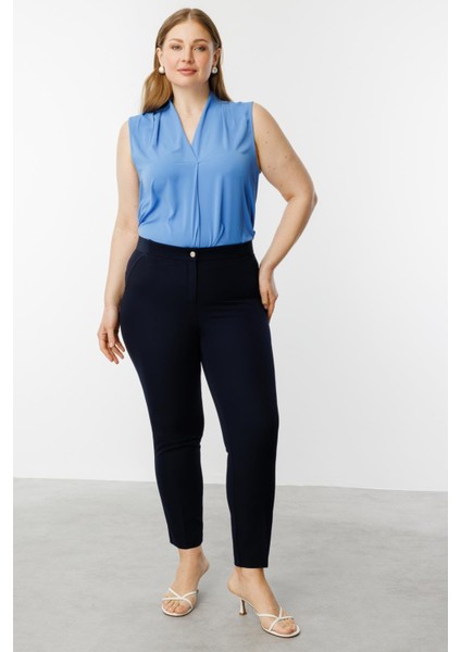 Beli Lastikli Dar Paça Büyük Beden Pantolon