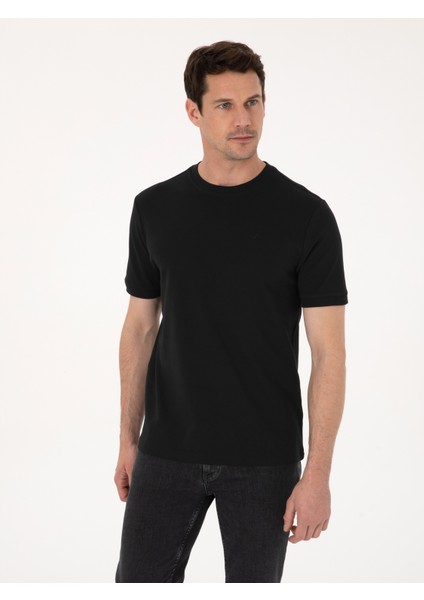 Erkek Siyah Regular Fit %100 Pamuk Bisiklet Yaka Basic T-shirt 50319801-VR046