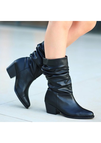Yior Siyah Cilt Topuklu Bot fırsatları