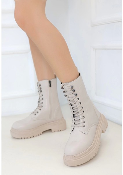 Caxa Bej Cilt Bağcıklı Bot