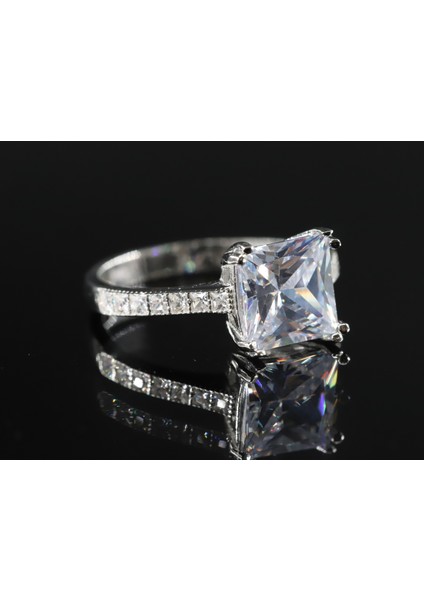 Kare Tektaş Kadın Yüzük, Beyaz Tektaş Gümüş Yüzük, Beyaz Tektaş Kadın Yüzük