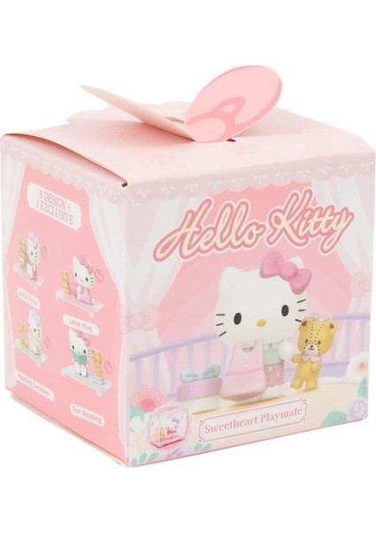 HKT38100 Hello Kitty ve Oyun Arkadaşı