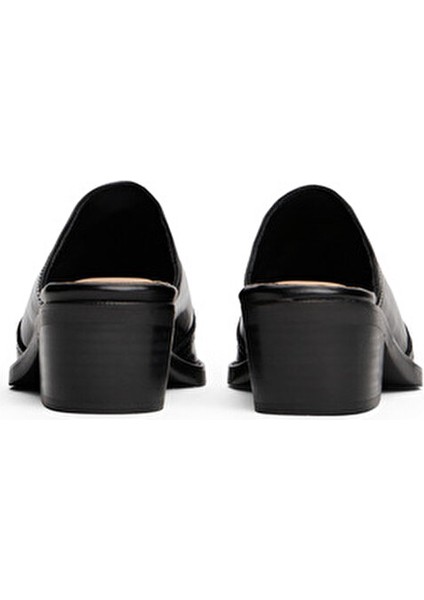 Siyah Kadın Deri Topuklu Ayakkabı FW0FW08887 fırsatları