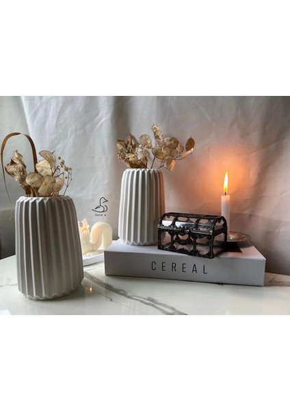 Çizgili Form Taş Tozu Dekoratif Vazo fırsatları