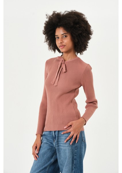 Kadın Triko Fiyonk Yaka Basic Body fiyatları