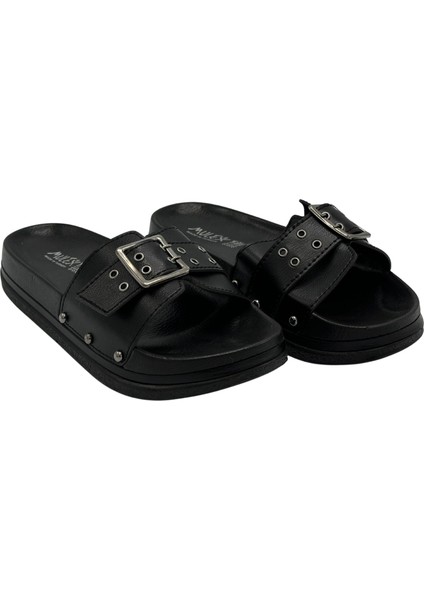 Günlük Kadın Terlik Beyaz Soft Taban Büyük Tokalı Kutulu Günlük Terlik