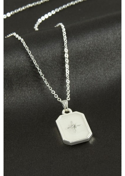 Yıldız Mineli Kolye