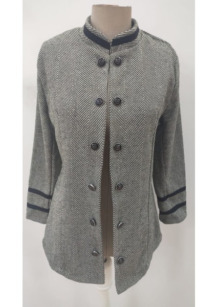 Kadın Uzun Kollu Hakim Yaka Düğme Detaylı Mini Dokuma Ceket fırsatları